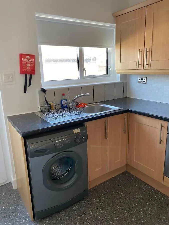 M&J Apartment Blackpool 0*,
